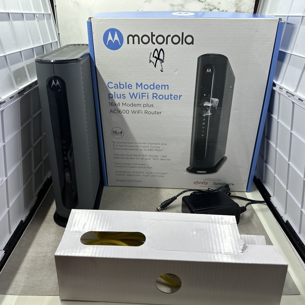 Motorola MG7540-10 16x4 Cable Modem - Black